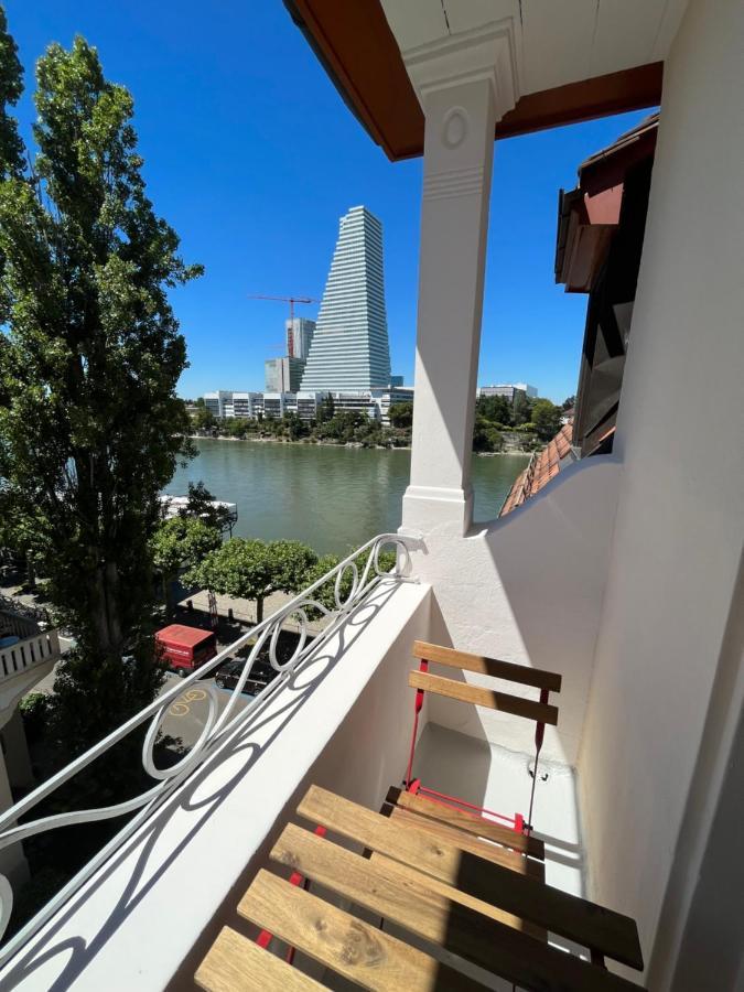 Charmante Altbauwohnung Am Rhein Basel Exterior foto