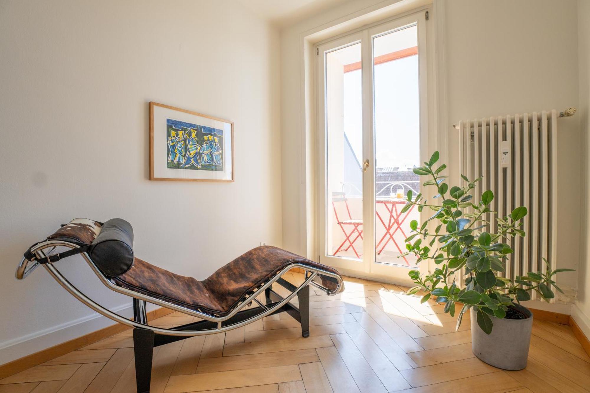 Charmante Altbauwohnung Am Rhein Basel Exterior foto