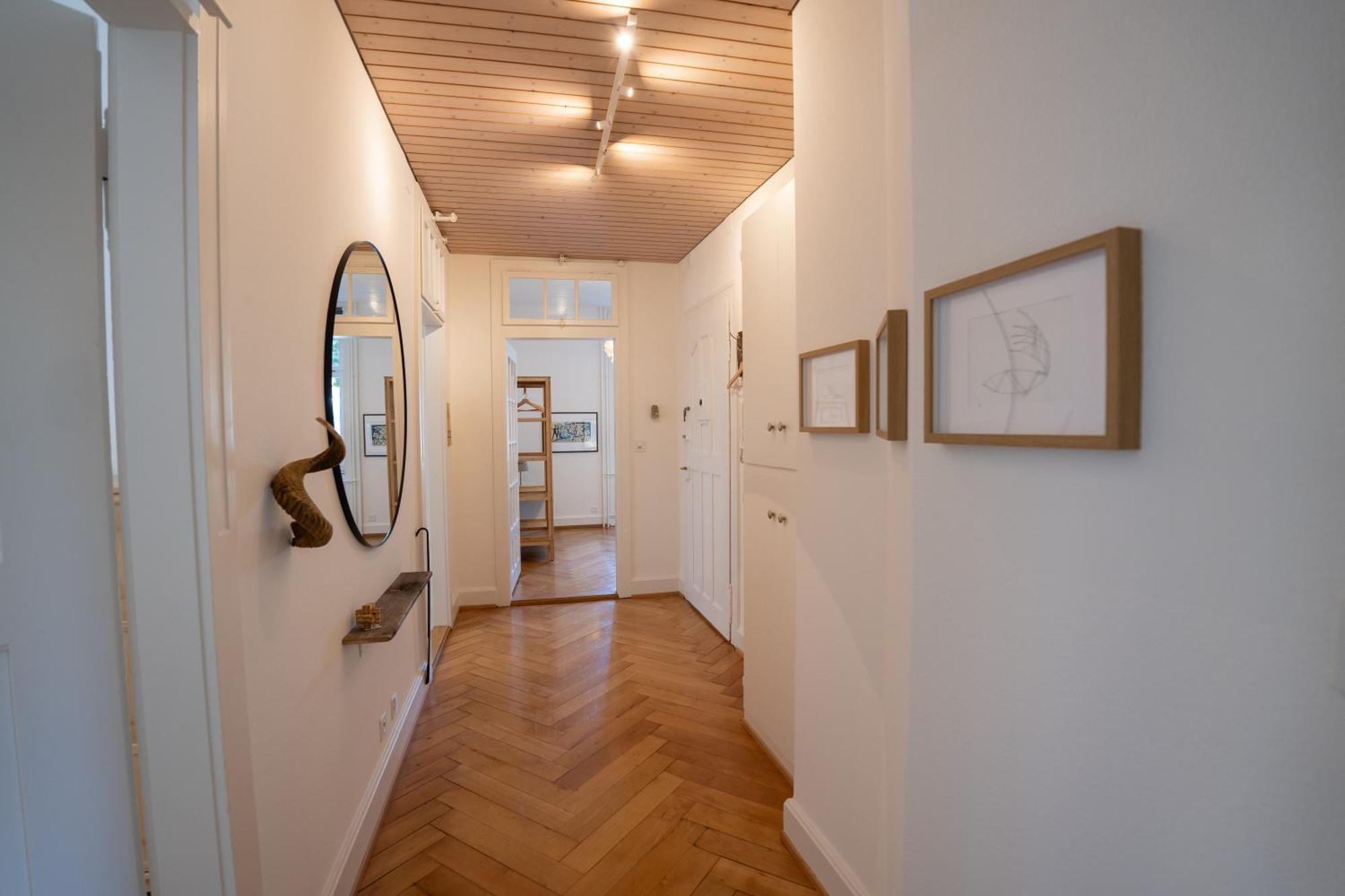 Charmante Altbauwohnung Am Rhein Basel Exterior foto